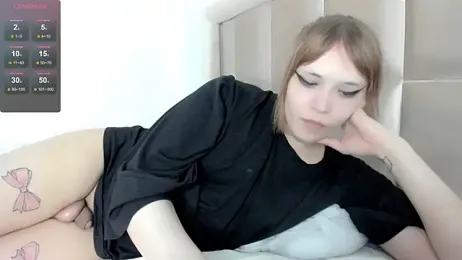 fem_to webcam model stream image