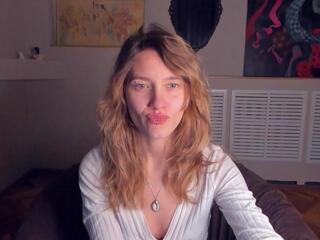 Kristy Wierls webcam model stream image