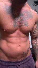 Fitboy8686 webcam model stream image