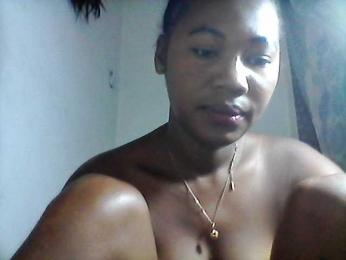 ciennezah webcam model stream image