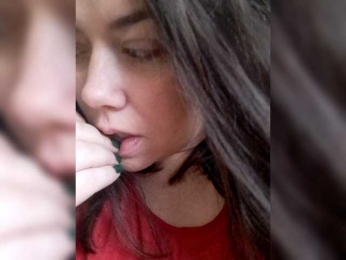 Naturally_Mom webcam model stream image