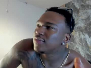 troykhalil webcam model stream image