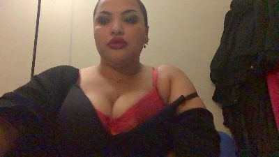 Plusfeetty webcam model stream image