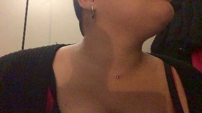 Plusfeetty webcam model stream image