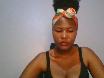 Pretty-thalia1 webcam model stream image