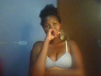 Pretty-thalia1 webcam model stream image