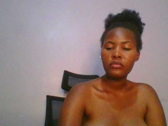 Pretty-thalia1 webcam model stream image