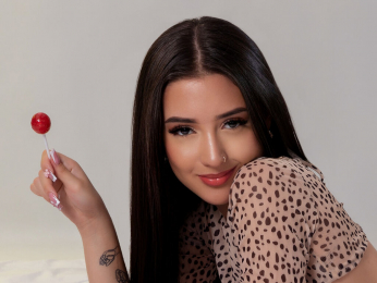 NinaRussi webcam model stream image