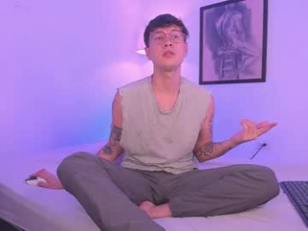 leaneseb webcam model stream image