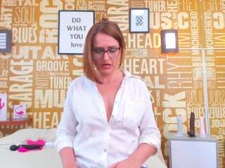 vickymature webcam model stream image