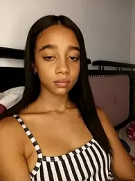 Zoe_Sweett18 webcam model stream image