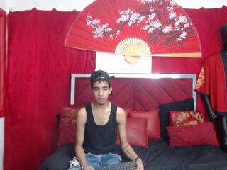 Sasuke Brons & Kevin Kelce webcam model stream image