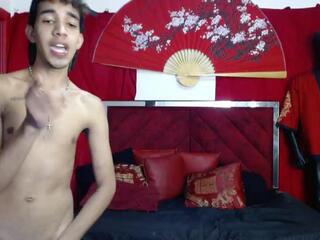 Sasuke Brons & Kevin Kelce webcam model stream image