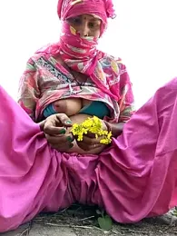 Indian-couple2025 webcam model stream image