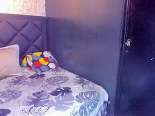 Dany Dryy webcam flirt4free model stream image