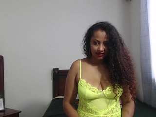 rominaklein webcam model stream image