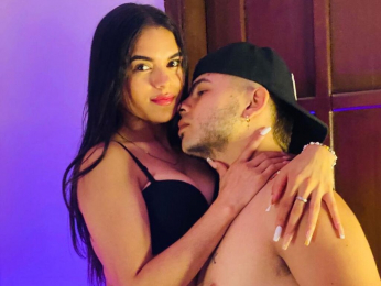 SabrinaAndEddy webcam model stream image