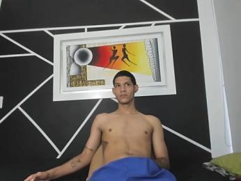 tanned_boy webcam model stream image
