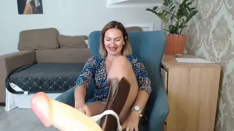 Mallinia webcam model stream image