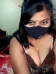 Reena_couple502 webcam model stream image