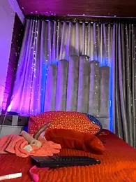 sunshine_maddy webcam model stream image