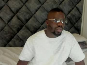 latrellx7 webcam model stream image