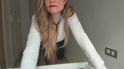 Nadona webcam model stream image