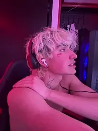 santikhalifa webcam model stream image