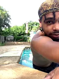 anthonyroth webcam model stream image