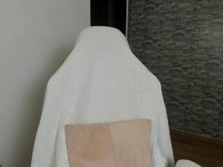 Ria Thrill webcam model stream image