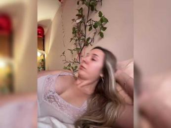 Fantazyorka00 webcam model stream image