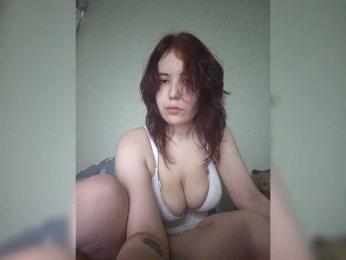 AlexyLur webcam bongacams model stream image