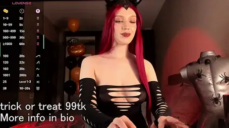 SophiaFlorence webcam model stream image