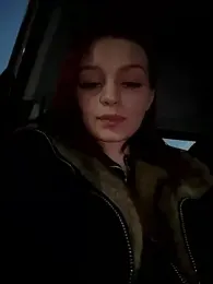 Cum_girlss webcam model stream image