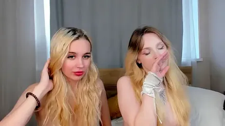 Naughty__Couplles webcam model stream image