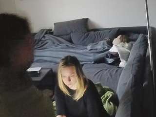 voyeurcam-julmodels-living-1 webcam model stream image