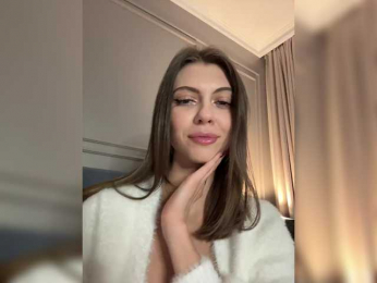 Roxysh webcam model stream image