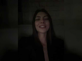 Roxysh webcam bongacams model stream image