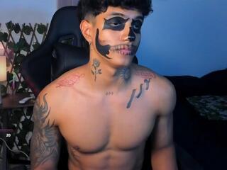 Aress Damon webcam flirt4free model stream image