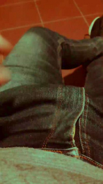 Demirbz webcam model stream image