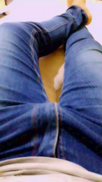 Demirbz webcam model stream image