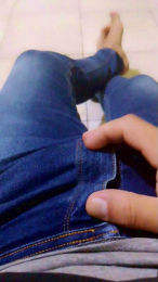 Demirbz webcam model stream image