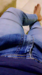 Demirbz webcam model stream image