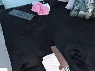 angie-roses webcam model stream image