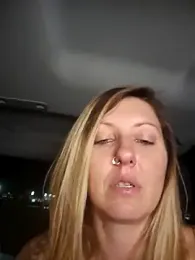 SheIsSomething webcam model stream image