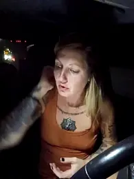 SheIsSomething webcam model stream image