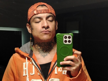 MaxiRenteria webcam model stream image