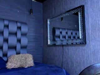 Alan Greek webcam model stream image