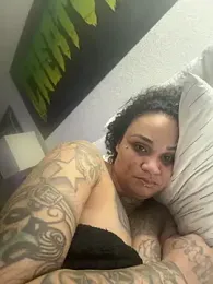 HbkOrLuvMe webcam model stream image
