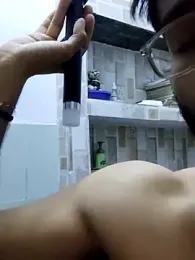 Stripyoga webcam model stream image